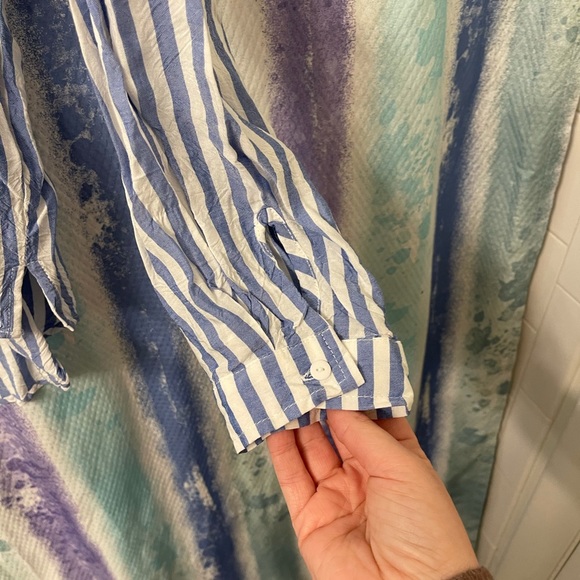 Velvet Heart NWOT striped high low button up - Picture 7 of 8